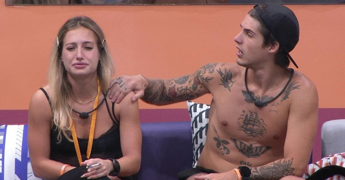 ‘BBB 23’: Fã vira chacota na web após fazer tatuagem em homenagem a Bruna Griphao e Gabriel Fop