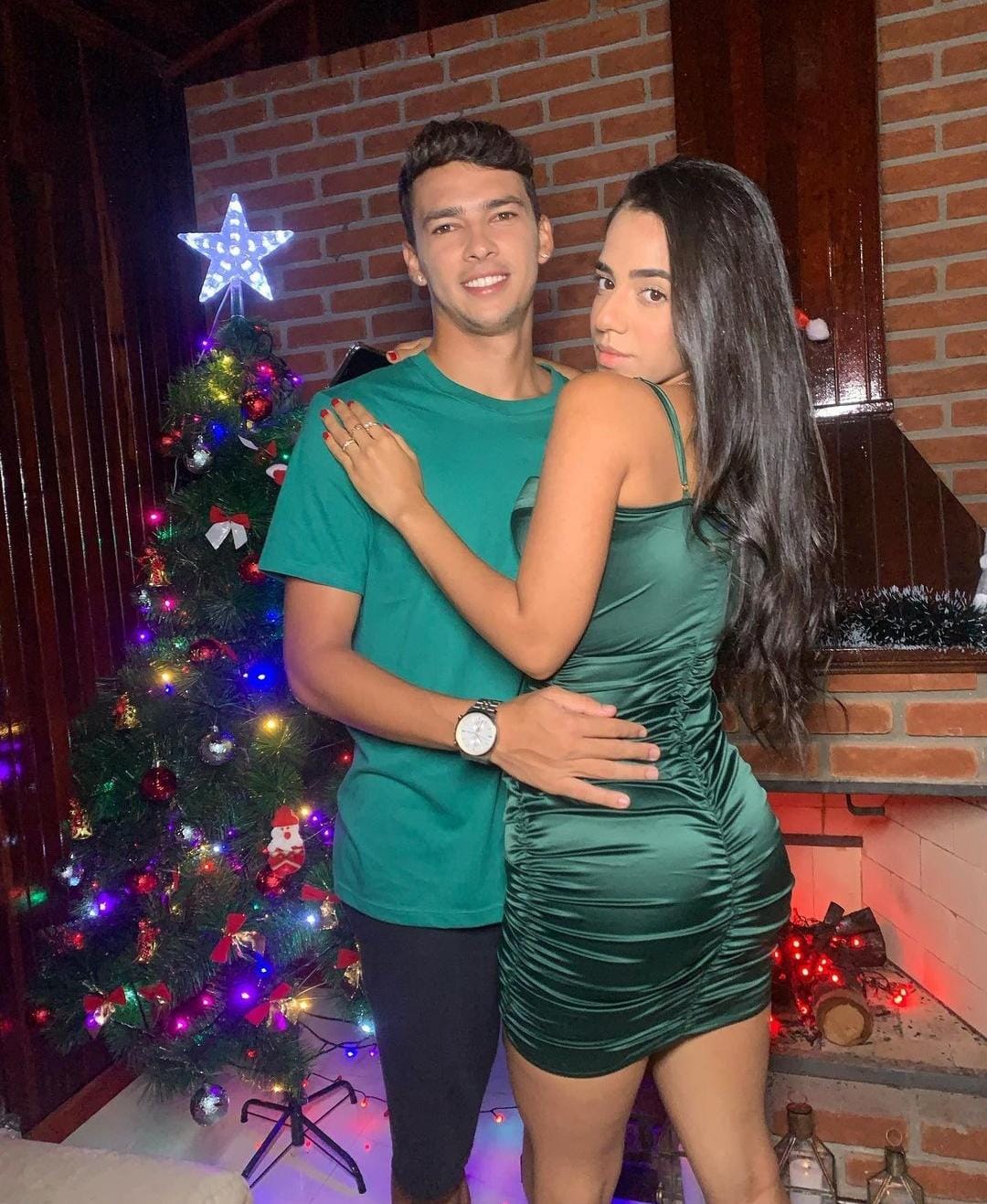 Gêmea Lacração Mirella Santos comemora Natal usando verde - Foto: Reprodução/Instagram