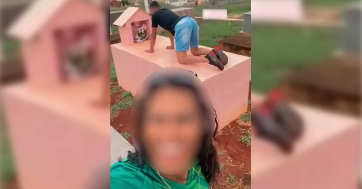 [VÍDEO] Dupla é presa em Goiás após se gravarem dançando funk em cima de túmulo de criança