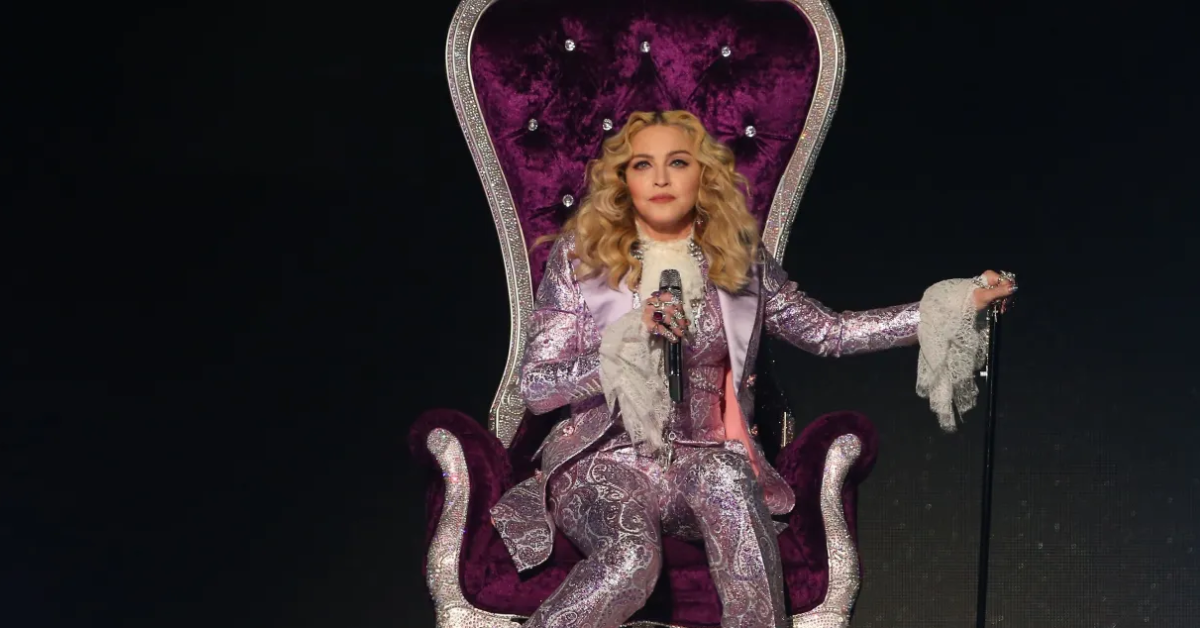 Madonna foi eleita a "Mulher do Ano" na Billboard Music 2016 - Foto: JB Lacroix/WireImage