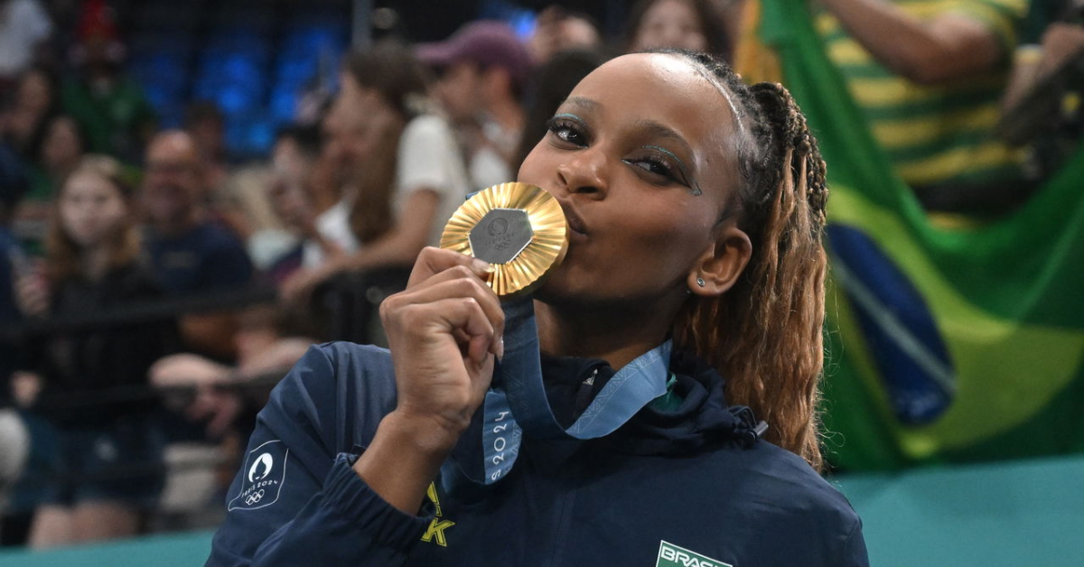 Rebeca Andrade conta que cogitou encerrar carreira na ginástica após Olimpíadas de Paris e revela carta de despedida; veja